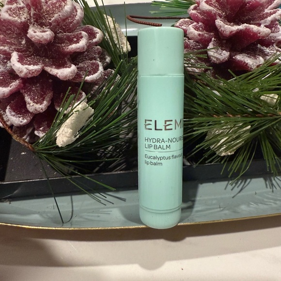 Elemis Skincare Set in Light Blue travel size + rare find lip balm - 7 pc total - Picture 3 of 3